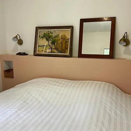 Dedans-dehors - 10 Min From The Wifi Air Conditionated בית נופש בורם-לה-מימוזה