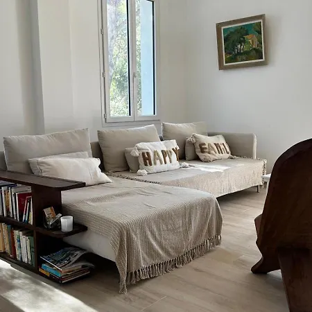 Dedans-dehors - 10 Min From The Wifi Air Conditionated בורם-לה-מימוזה