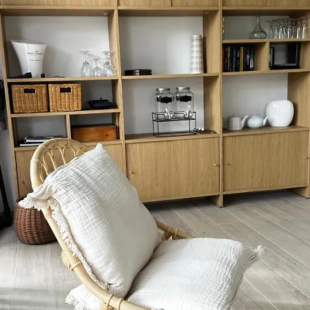 Dedans-dehors - 10 Min From The Wifi Air Conditionated בורם-לה-מימוזה