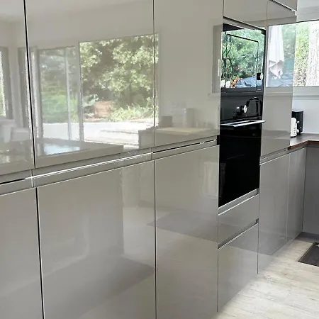 Dedans-dehors - 10 Min From The Wifi Air Conditionated בית נופש *