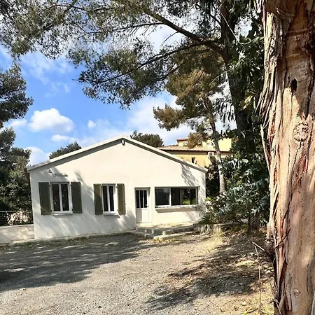 Dedans-dehors - 10 Min From The Wifi Air Conditionated בית נופש *