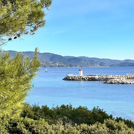 Dedans-dehors - 10 Min From The Wifi Air Conditionated